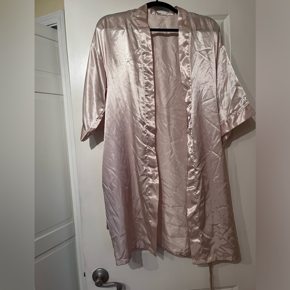 Champagne Colored Robe - Picture 2 of 2
